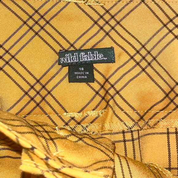 NWT Wild Fable Yellow & Brown Plaid Flare Pants - Picture 4 of 4